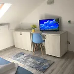 Allure 게스트하우스 3*